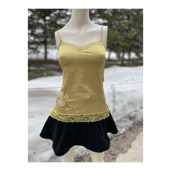 Y2K Le Chateau Gold Satin Camisole Lace Trim Floral Embroidery XXS - Picture 2 of 11